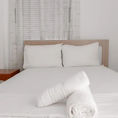 2 Bedrooms 30 Steps From The