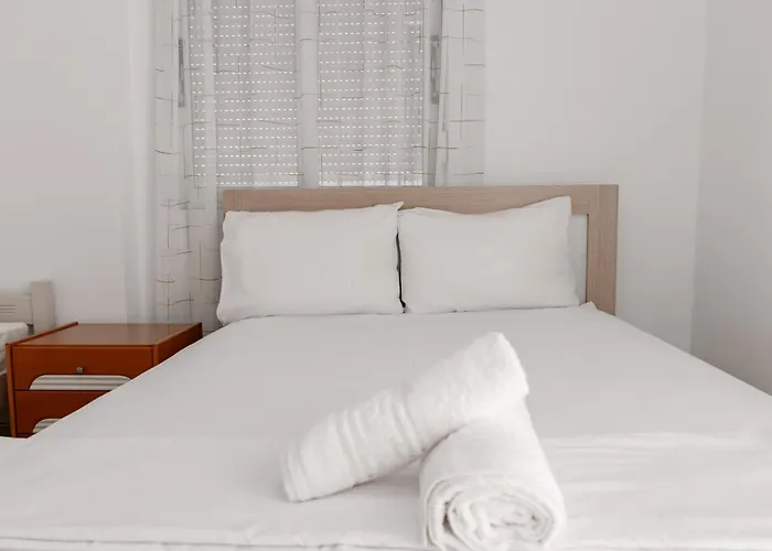 2 Bedrooms 30 Steps From The