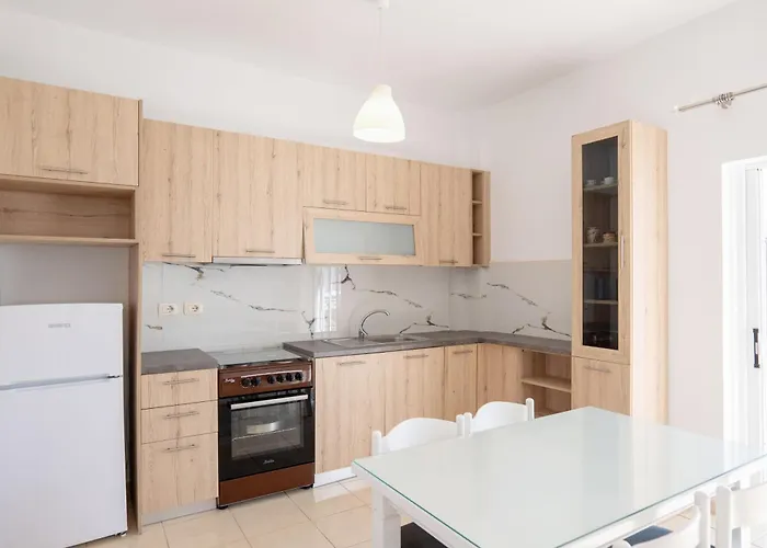 2 Bedrooms 30 Steps From The Appartamento