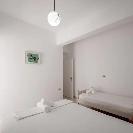 Apartament 2 Bedrooms 30 Steps From The